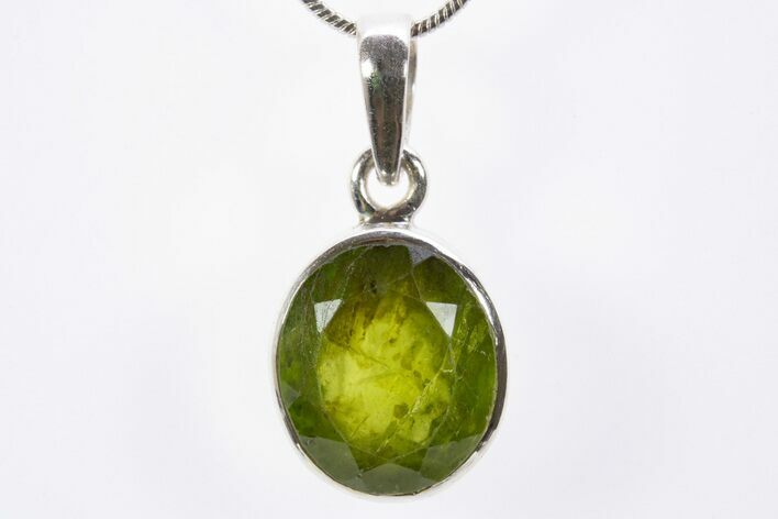 Faceted Green Peridot Pendant (Necklace) - Sterling Silver #303136